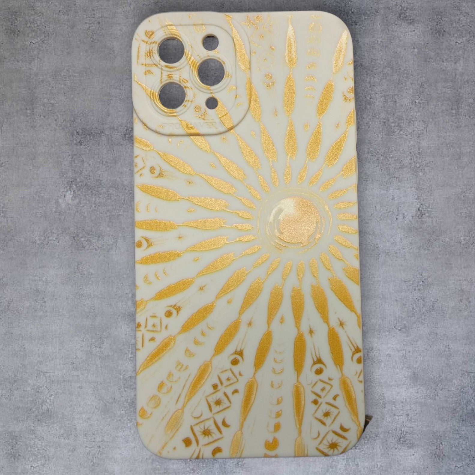 Coque iPhone 11 Pro style estival artistique – Soleil doré | Étui tendance et protecteur